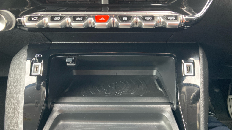 Peugeot 208 1.2 PureTech 100 Allure 5dr Petrol Hatchback